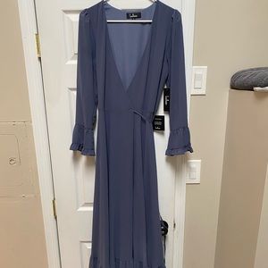 Lulus maxi dress - still has tags. Tried on but never worn